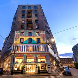The Square Duomo - Preferred & Hotel Milán